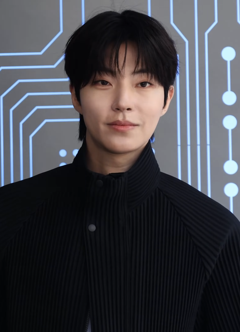 황인엽