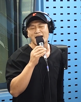 강홍석