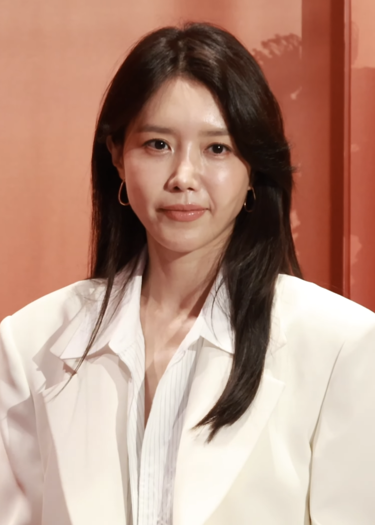 채정안