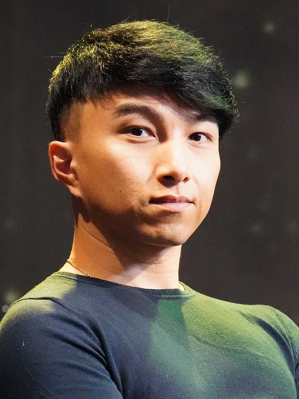 Nhut Le