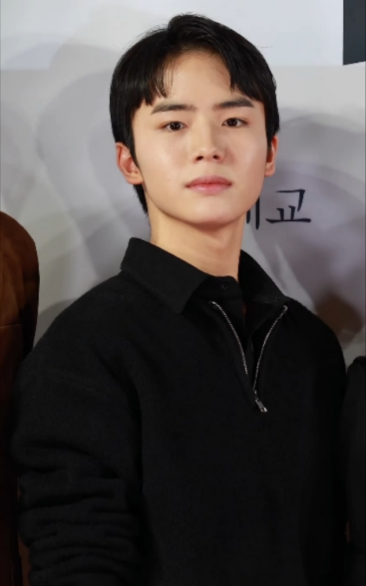 문우진
