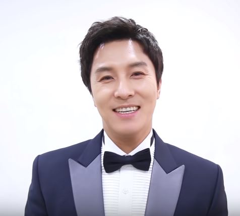 김동완