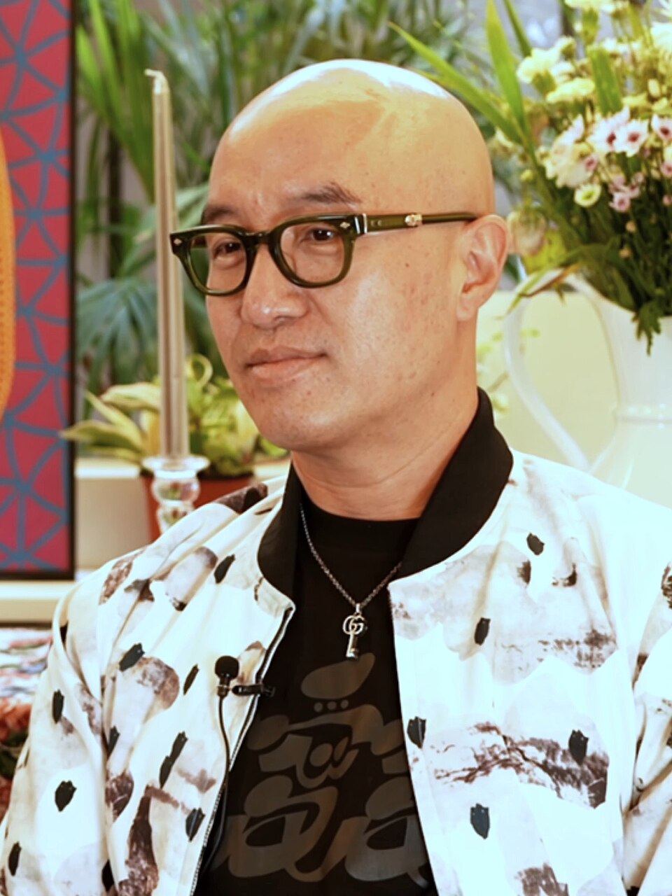 홍석천