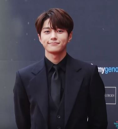 엘