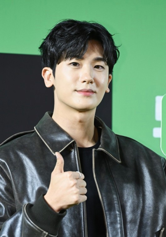 박형식