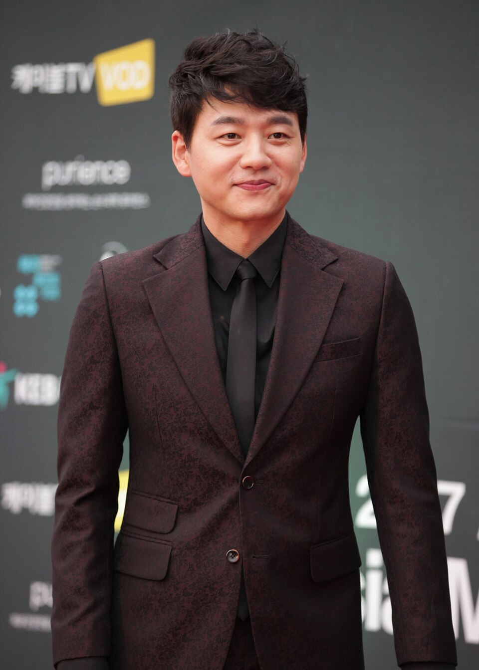 김승수