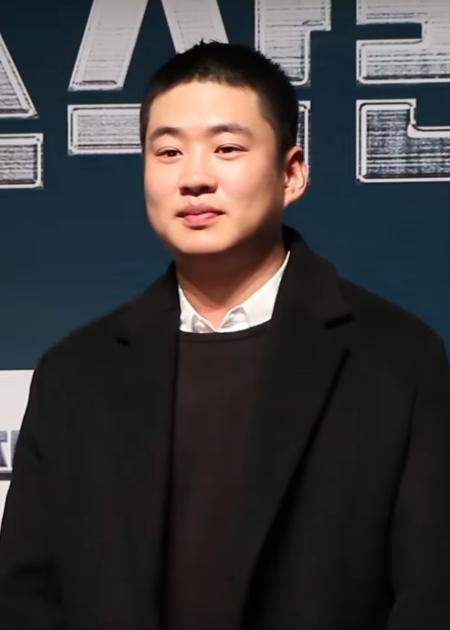 안재홍