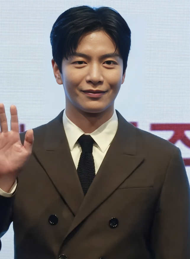 이민기