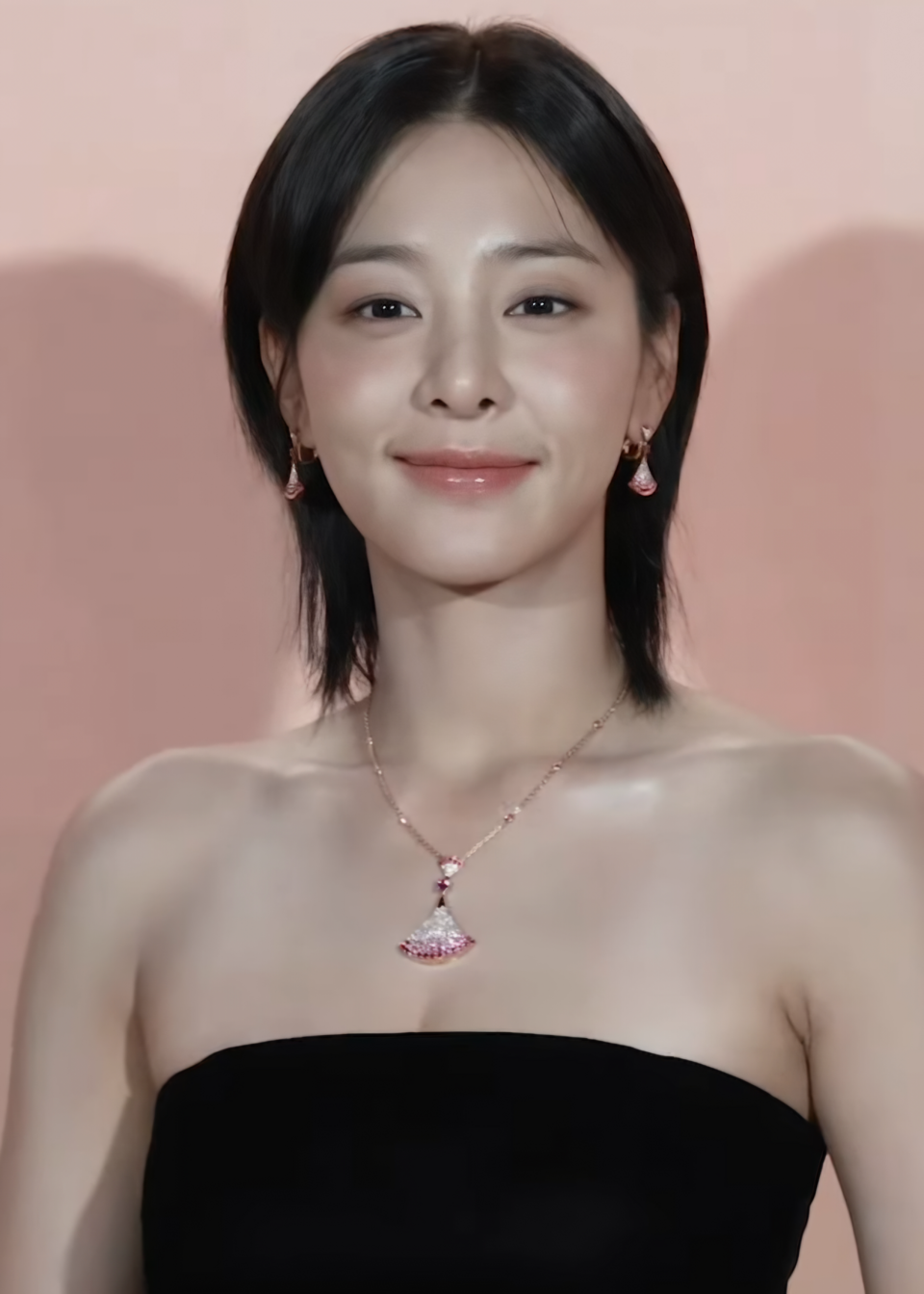 설인아