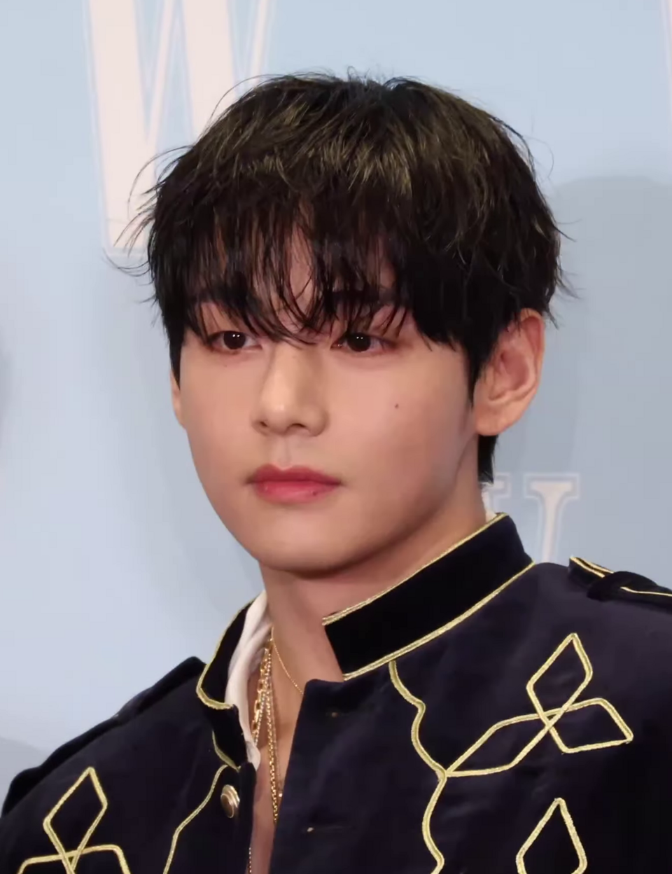 뷔